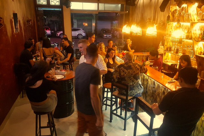 Ha Giang Sports Bar & Food