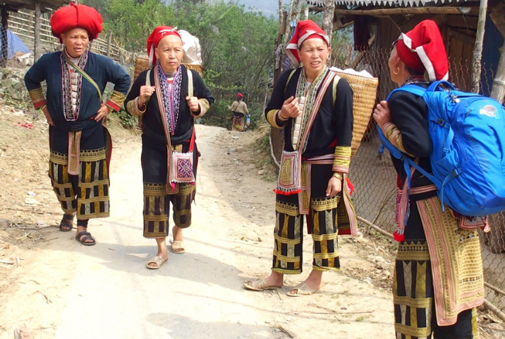 Randonnée vers les villages Hmong et Dao rouges