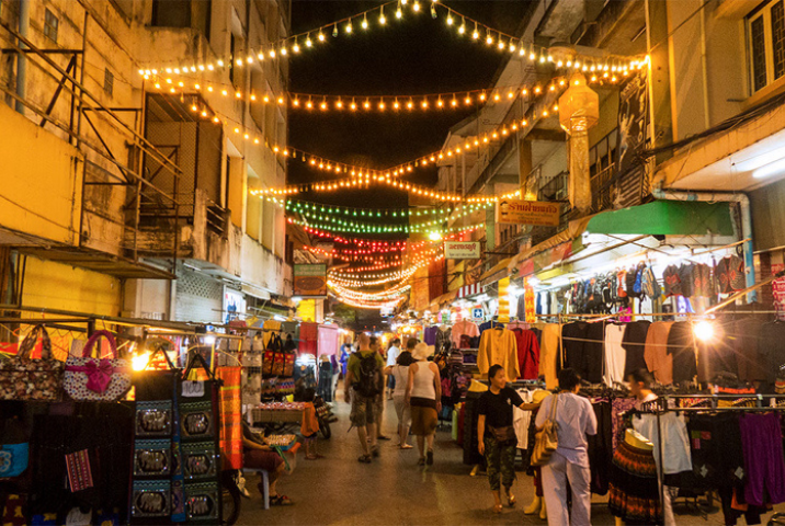 Flâner au marché de nuit de Chiang Rai