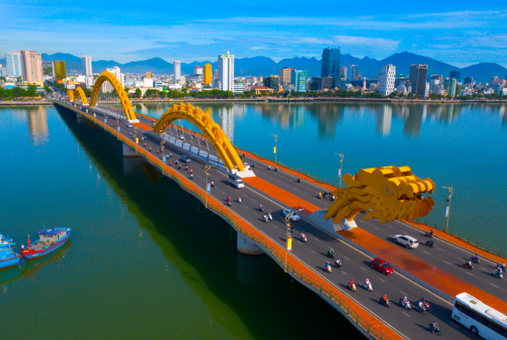 observer le spectacle du pont du dragon