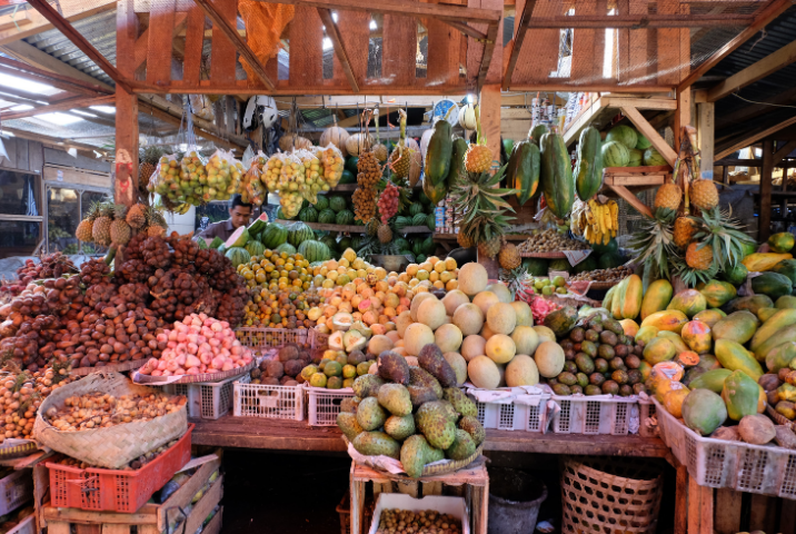 Marché central de Champassak – Couleurs et saveurs locales