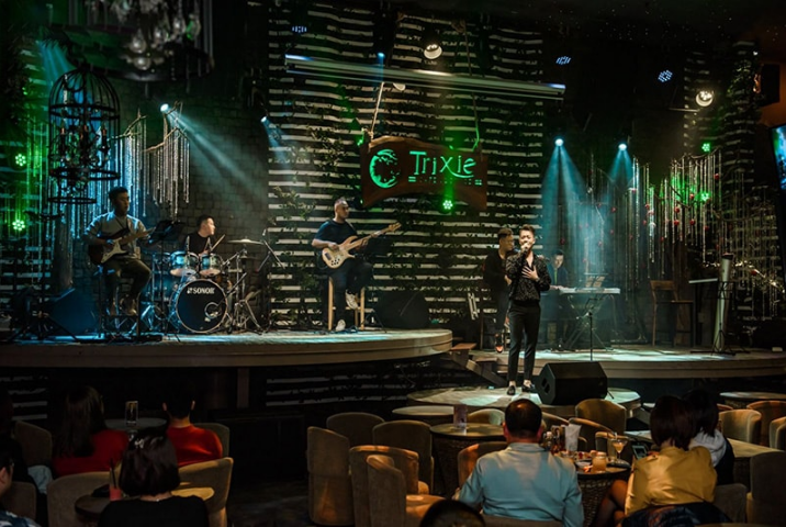 Profiter d’une soirée musicale au café-concert