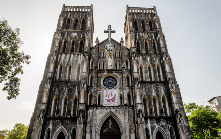 Cathédrale Saint-Joseph – Héritage colonial au cœur de Hanoi