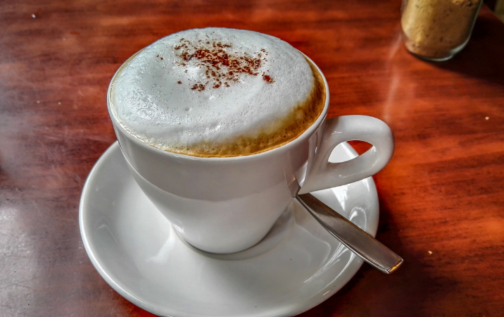 Faire une pause dans un café traditionnel