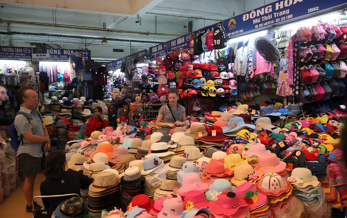 Le marché Dong Xuan