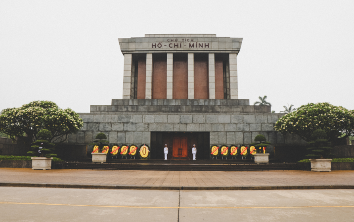 Le mausolée de Ho Chi Minh (1)