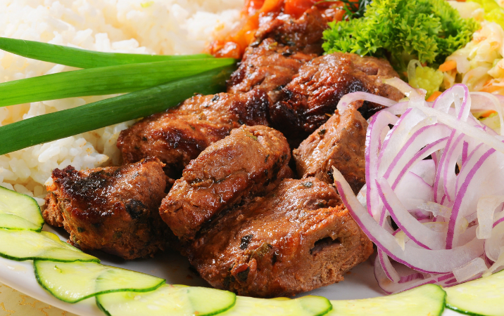 Où manger après avoir découvert les meilleurs hôtels à Hanoi