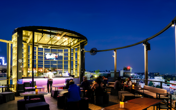 Profiter d’un rooftop avec vue sur la ville