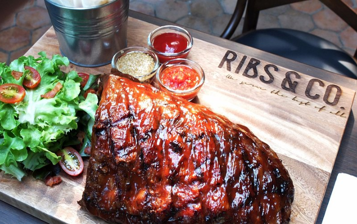 Ribs&Co.