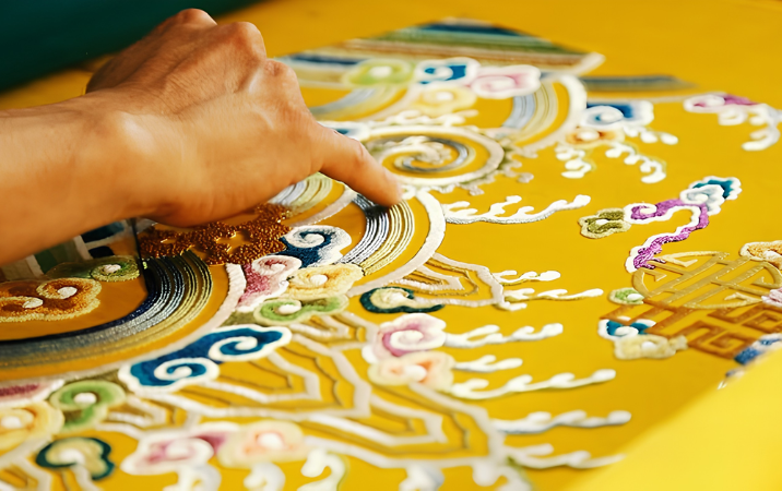 Village de broderie Quất Động